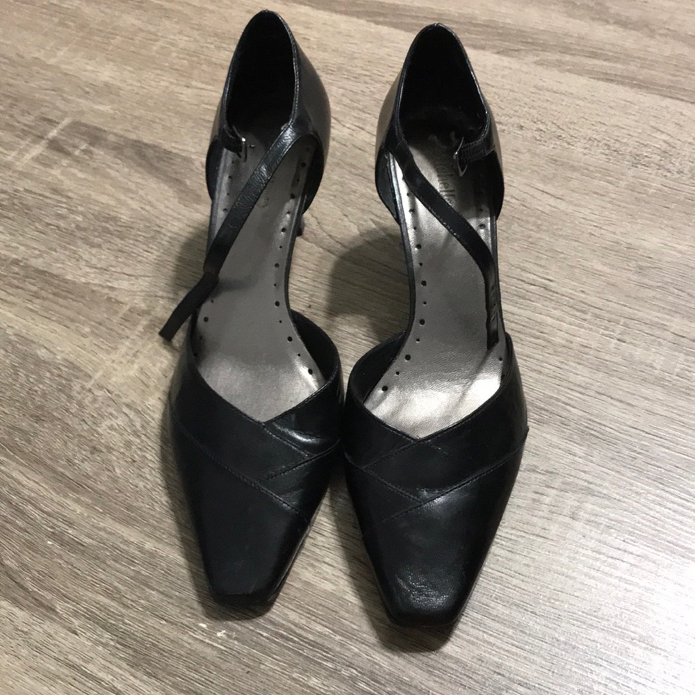 Michelle D heels